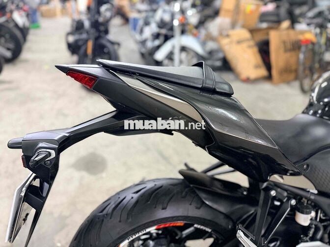 Yamaha R3 ABS 2023 Đen Bạc