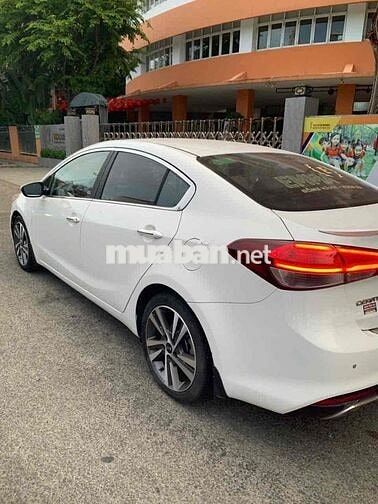 Kia Cerato Trắng 5 chỗ 2017 số tự động 1chu