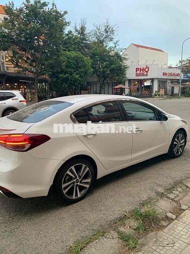 Kia Cerato Trắng 5 chỗ 2017 số tự động 1chu