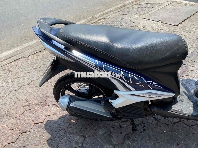 Yamaha Luvias Fi xanh đen
