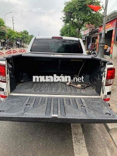 Mazda BT-50 Trắng 5 chỗ 2017 số tự động