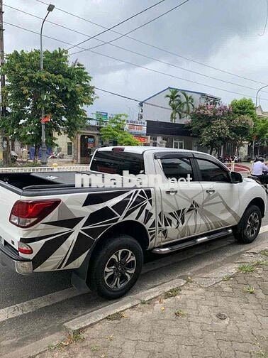 Mazda BT-50 Trắng 5 chỗ 2017 số tự động