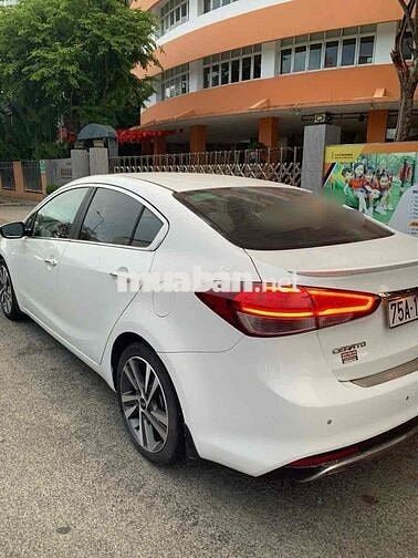 Kia Cerato Trắng 5 chỗ 2017 số tự động 1chu