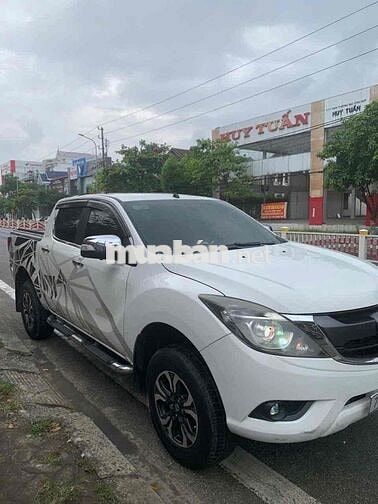 Mazda BT-50 Trắng 5 chỗ 2017 số tự động