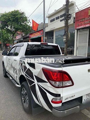 Mazda BT-50 Trắng 5 chỗ 2017 số tự động