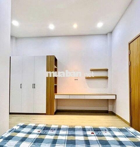 Cần cho thuê nhà HXH 486/3A Phan Xích Long P.3 Q.Phú Nhuận 