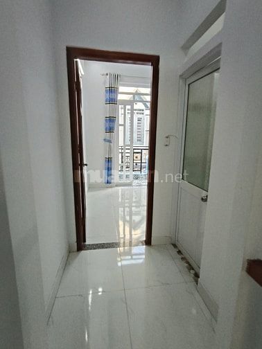BÁN NHÀ KIÊN CỐ 4X10M GẦN QUỐC LỘ 780TR 1 TRỆT 1 LẦU 