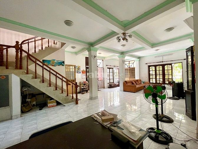 Bán Biệt Thự Đông Hưng Thuận Q12, 1050m2, Tách được 14 sổ, giá 66 tỷ