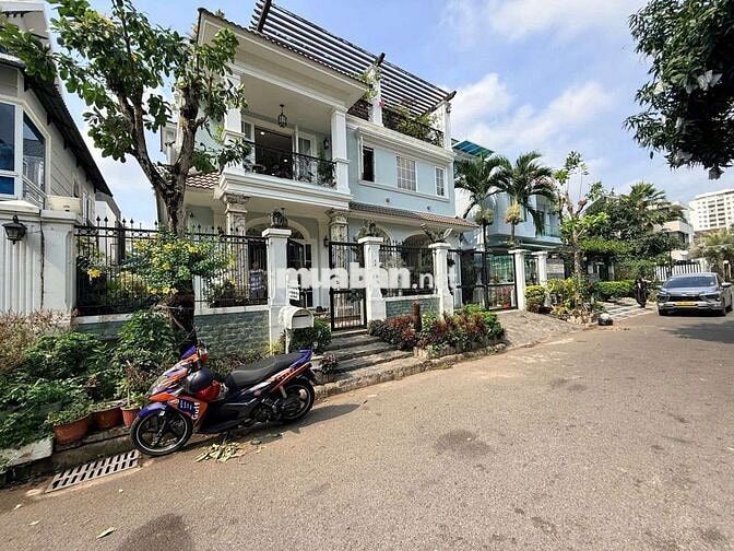CHO THUÊ BIỆT THỰ NAM THIÊN 2 PHÚ MỸ HƯNG QUẬN 7