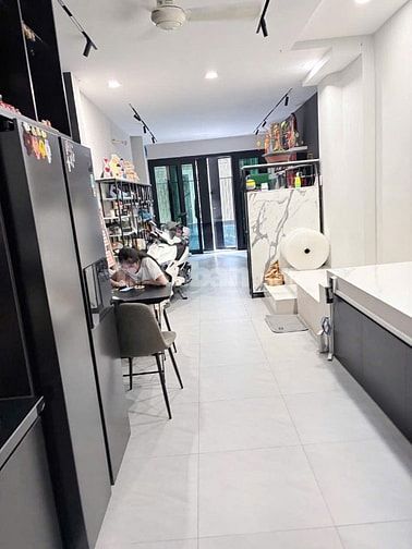 HHMG 2%-Nhà 489A/23/29 Huỳnh Văn Bánh, nhà 5 tầng mới