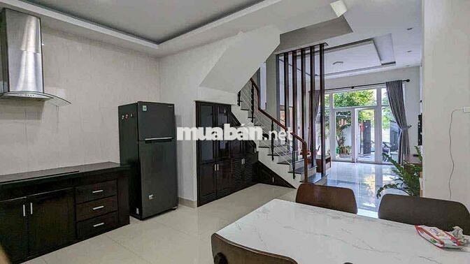 🏡🏡CHO THUÊ NHÀ 3 PHÒNG NGỦ ĐƯỜNG CHẾ LAN VIÊN GẦN BIỂN