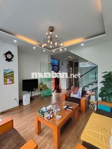 🏡BÁN NHÀ PHÂN LÔ Ô TÔ Trần Quốc Hoàn 40/50m, 5 tầng 6PN, chỉ hơn 20tỷ