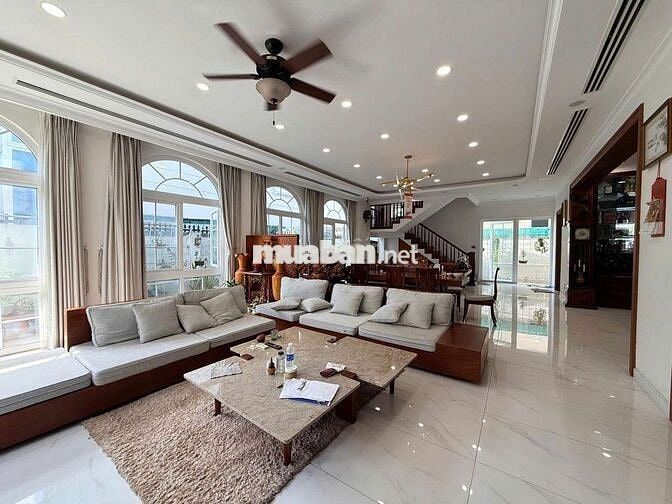 CHO THUÊ BIỆT THỰ NAM THIÊN 2 PHÚ MỸ HƯNG QUẬN 7