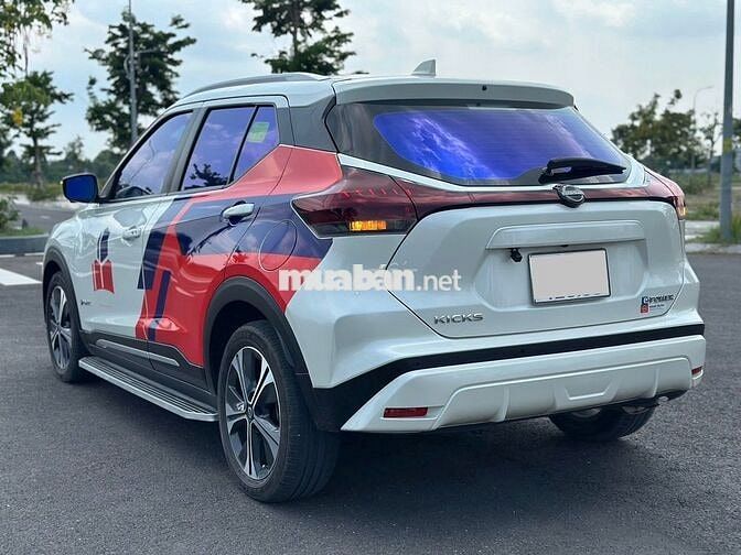 Nissan Kicks 2023 V Trắng đẹp 3v2 cam kết kilomet