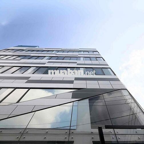 Cho thuê nguyên toà tự quản 400m2 có thang máy, cho ngủ lại