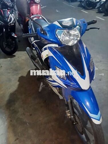 Suzuki Axelo Xanh trắng