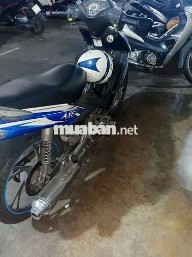 Suzuki Axelo Xanh trắng