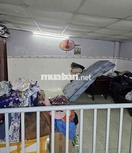 B.án đất tặng nhà - ngay khu Tên Lửa - DT 130 m2 chỉ 6đ - hẻm xe hơi.