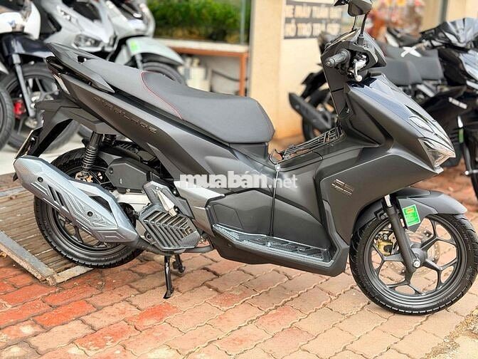 AB 2026 XE MỚI MUA ODO: 800km