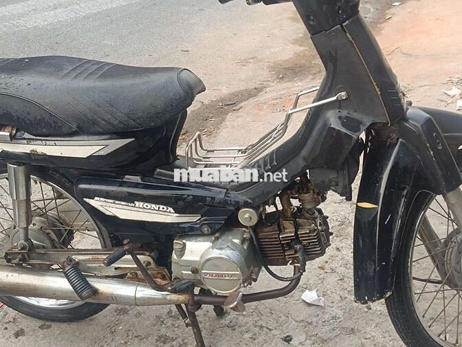 Honda Astrea Đen