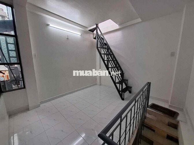 NNC ở hẻm 128 Lê Văn Duyệt 2PN 1WC