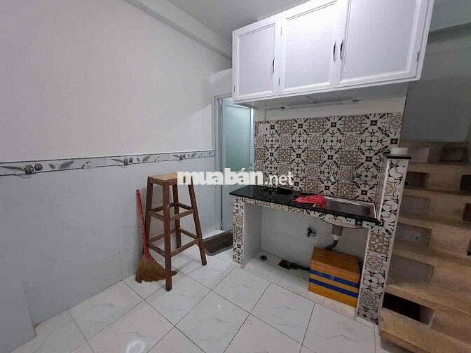 NNC ở hẻm 128 Lê Văn Duyệt 2PN 1WC