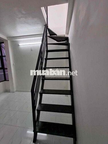NNC ở hẻm 128 Lê Văn Duyệt 2PN 1WC