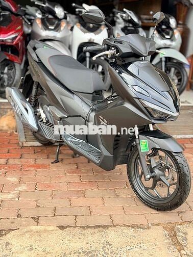 AB 2026 XE MỚI MUA ODO: 800km