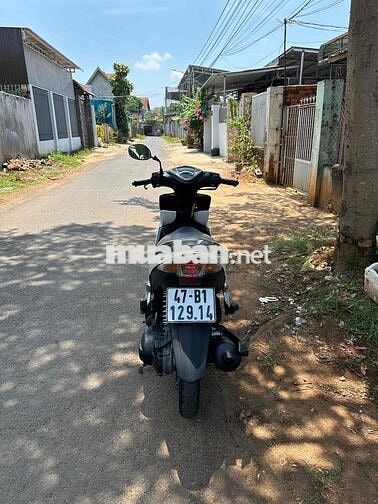 Yamaha Luvias màu Trắng