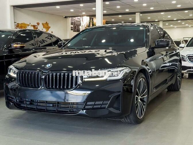 BMW 520i Luxury Line 2022 Black Edition cực đẹp