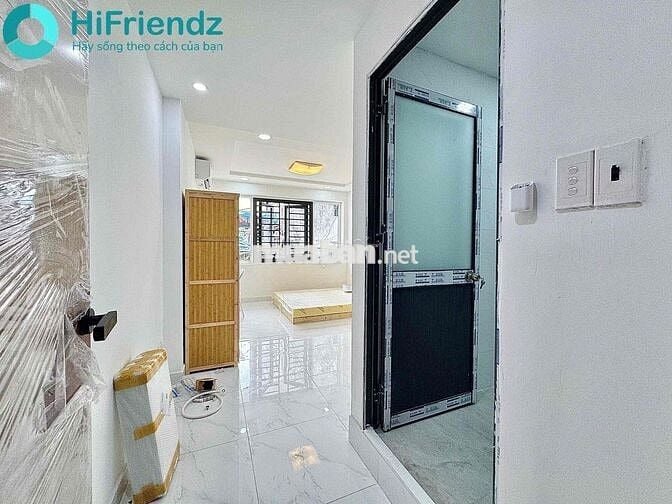 CHO THUÊ CĂN HỘ SIÊU RỘNG CỬA SỔ LỚN MÁY GIẶT RIÊNG NGAY CHỢ BÀ CHIỂU