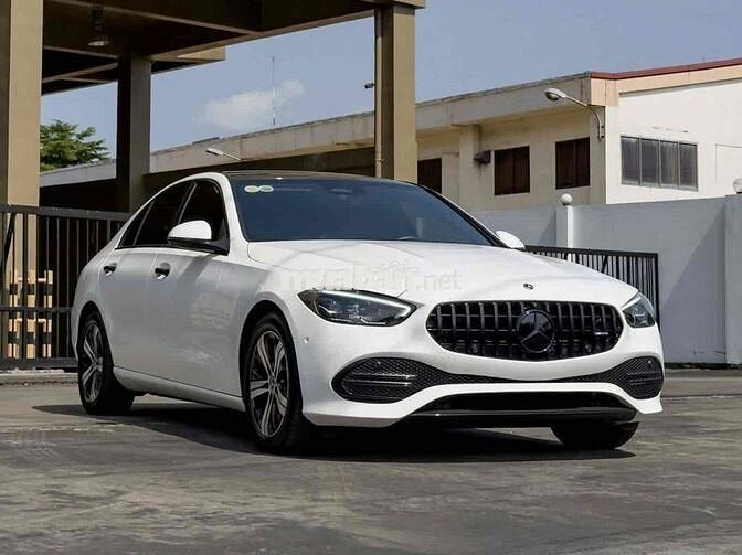 Mercedes C200 Avantgarde Plus 2022 Lướt 27.000km