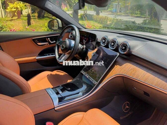 Mercedes C200 Avantgarde Plus 2022 Lướt 27.000km
