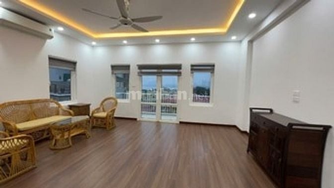 CHO THUÊ LÂU DÀI nhà chất lượng cao  tại số 35b ngõ 399 Âu Cơ, Tây Hồ.