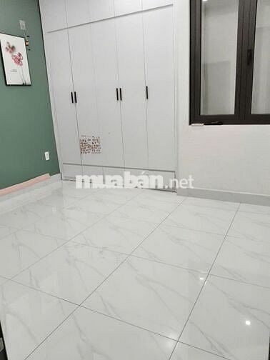 Cho thuê nhà Giang Biên, ô tô đỗ, vỉa hè, nhà mới, full đồ, kinh doanh