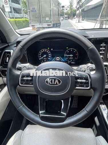 KIA SORENTO 2.2 AT AWD