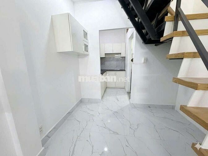 Siêu phẩm nguyên căn Hẽm Xe Tải chỉ 12tr khu Bàn Cờ Q.3