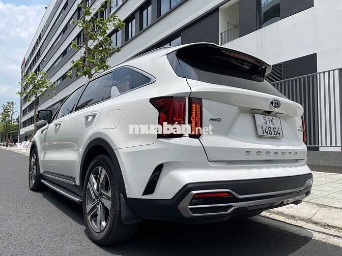 KIA SORENTO 2.2 AT AWD