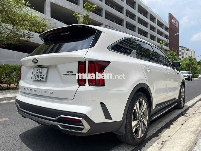 KIA SORENTO 2.2 AT AWD