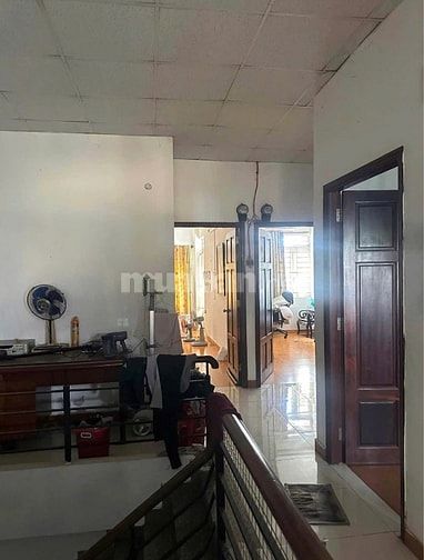 Bán gấp nhà 1 lầu 5x16m. Giá 850 tr. chợ Bình Điền. Đang cho thuê 12tr
