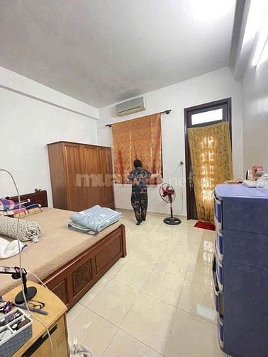Bán gấp nhà 1 lầu 5x16m. Giá 850 tr. chợ Bình Điền. Đang cho thuê 12tr