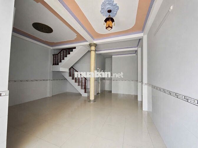 Bán Nhà Chợ Tân Long, P. Dĩ An, TP. HCM. Đường Xe Hơi Đậu Trước Nhà 