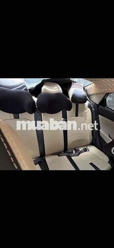 Hyundai Accent AT Full Option Trắng