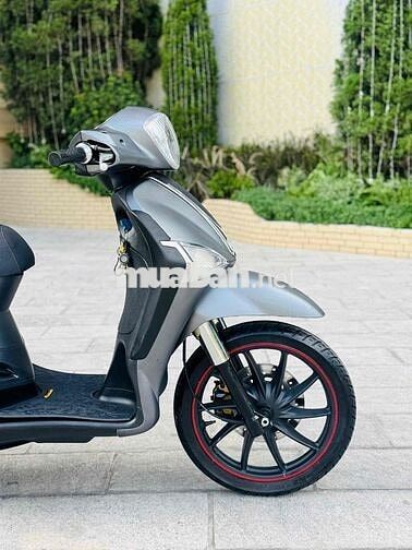 Liberty S 125 3Vie ghi nhám sprot cuối 2015 zin