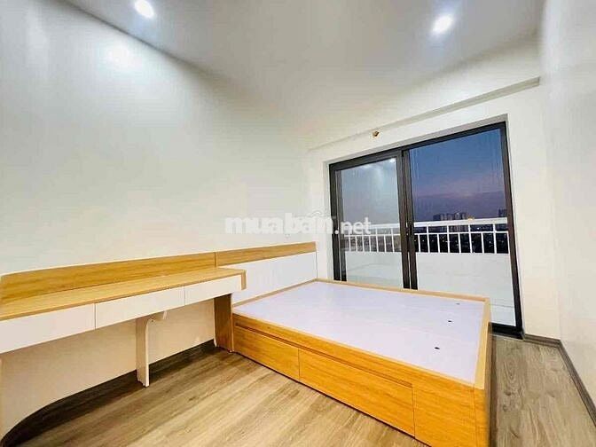 Hót Phố Cự lộc, nhà đẹp ở luôn, cách 30m oto tránh, tiện ích bạt ngàn,