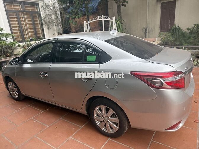 Toyota Vios 2015 G 127078 km Bạc