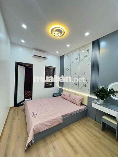 Bán gấp nhà 5 tầng 26m sổ riêng Ngõ chợ  Khâm Thiên