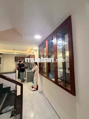 nhà Bạch Đằng 3 lầu 3pn 3 toilet 40m2 cn 5ty650tl