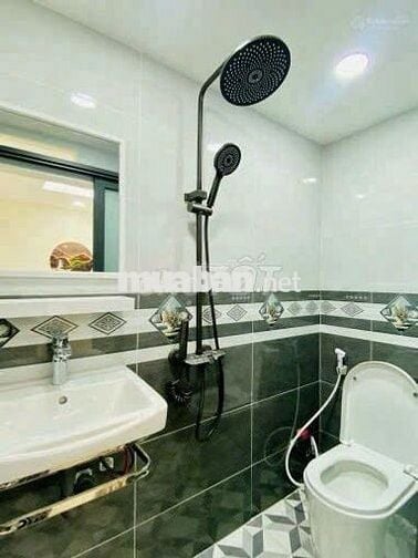 Chủ bán nhà để định cư ngay Đinh Bộ Lĩnh, P.26, Bình Thạnh – 40m2