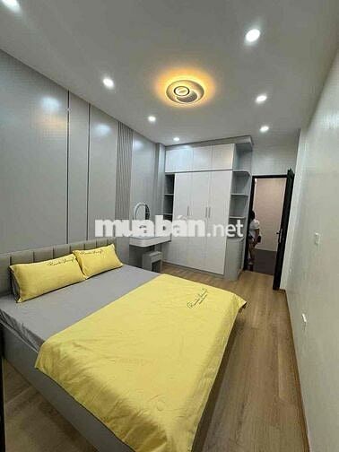 Bán gấp nhà 5 tầng 26m sổ riêng Ngõ chợ  Khâm Thiên